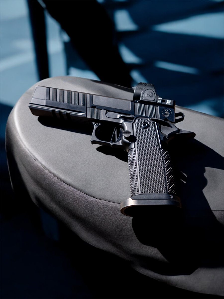 Cardinal_Arms's tweet photo. Excellence isn’t something you switch on at the range.
It’s a standard you live by. The G2 fits the life you’ve already earned. https://t.co/UEOuw31riN