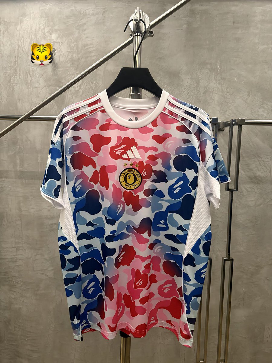 BrickHouseClts's tweet photo. ADIDAS x Bathing ape collaboration camou merch now available in store!!

L, XL, XXL

Main quality 💯 

add to 🛒 

🏷️ 20,000 https://t.co/eRuuUpG3Ry