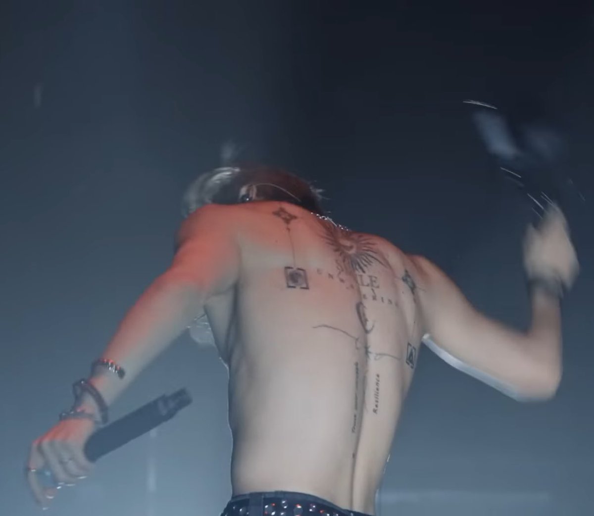 bmeayen's tweet image. thinking deeply