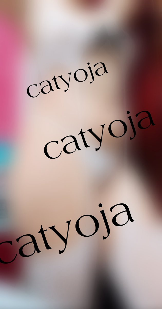 Catyoja's tweet photo. Cat on fire 🥵🔥🔥🔥 https://t.co/5Y7mgNSGny