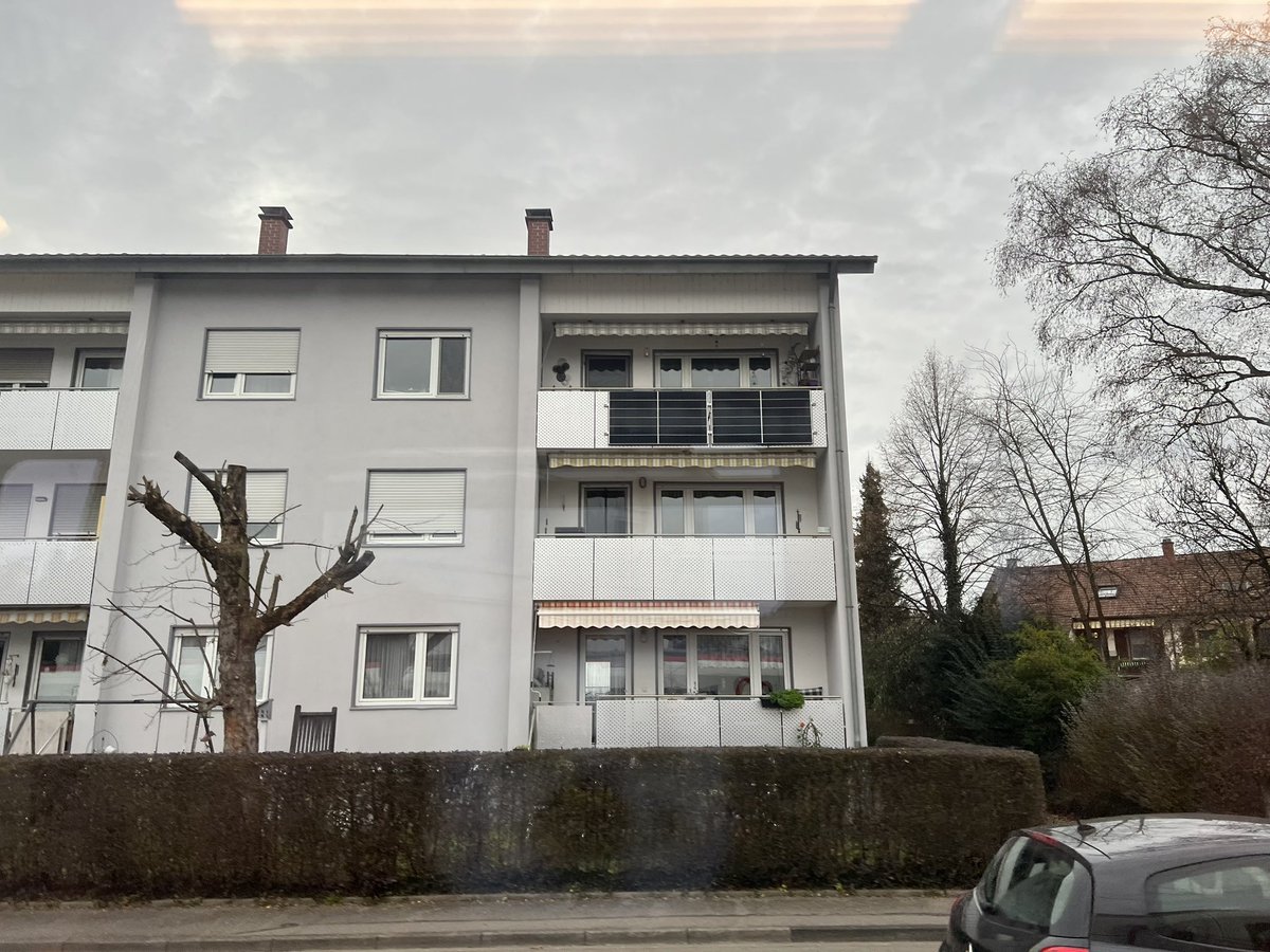 balkonsolar's tweet image. #Pluginsolar on balconies, canopies and garages are an unspectacular normality in many places in #Germany – as seen here in #Lörrach!