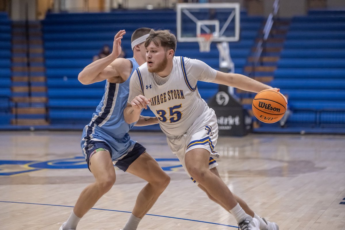 GoSoutheastern's tweet image. 📸 from Thursday night's battle with the Bulldogs.

#TakeCover | @SavageStormMBB