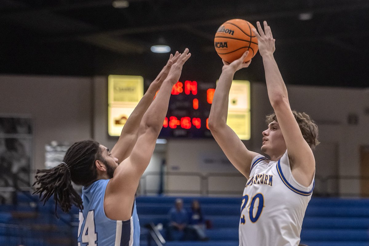 GoSoutheastern's tweet image. 📸 from Thursday night's battle with the Bulldogs.

#TakeCover | @SavageStormMBB