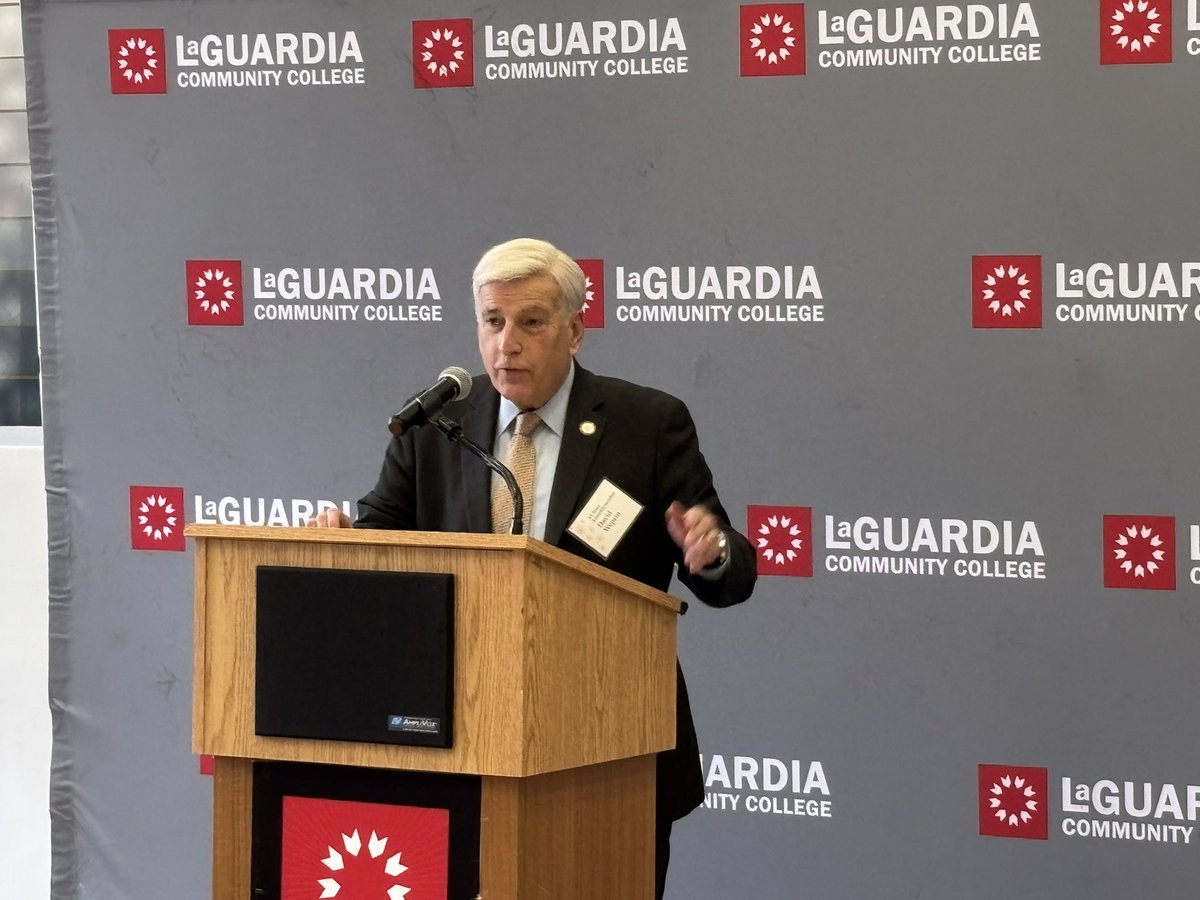 LaGuardia Community College tweet media