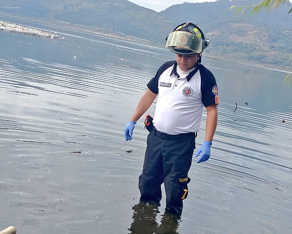 _ETVNEWS_'s tweet photo. Hallan 3 cadáveres en el Lago de Amatitlán, jurisdicción de Playa de Oro, San Miguel Petapa.
#fyp #Guatemala #viral #Amatitlan #TraficoGT https://t.co/VkznxMqyfU