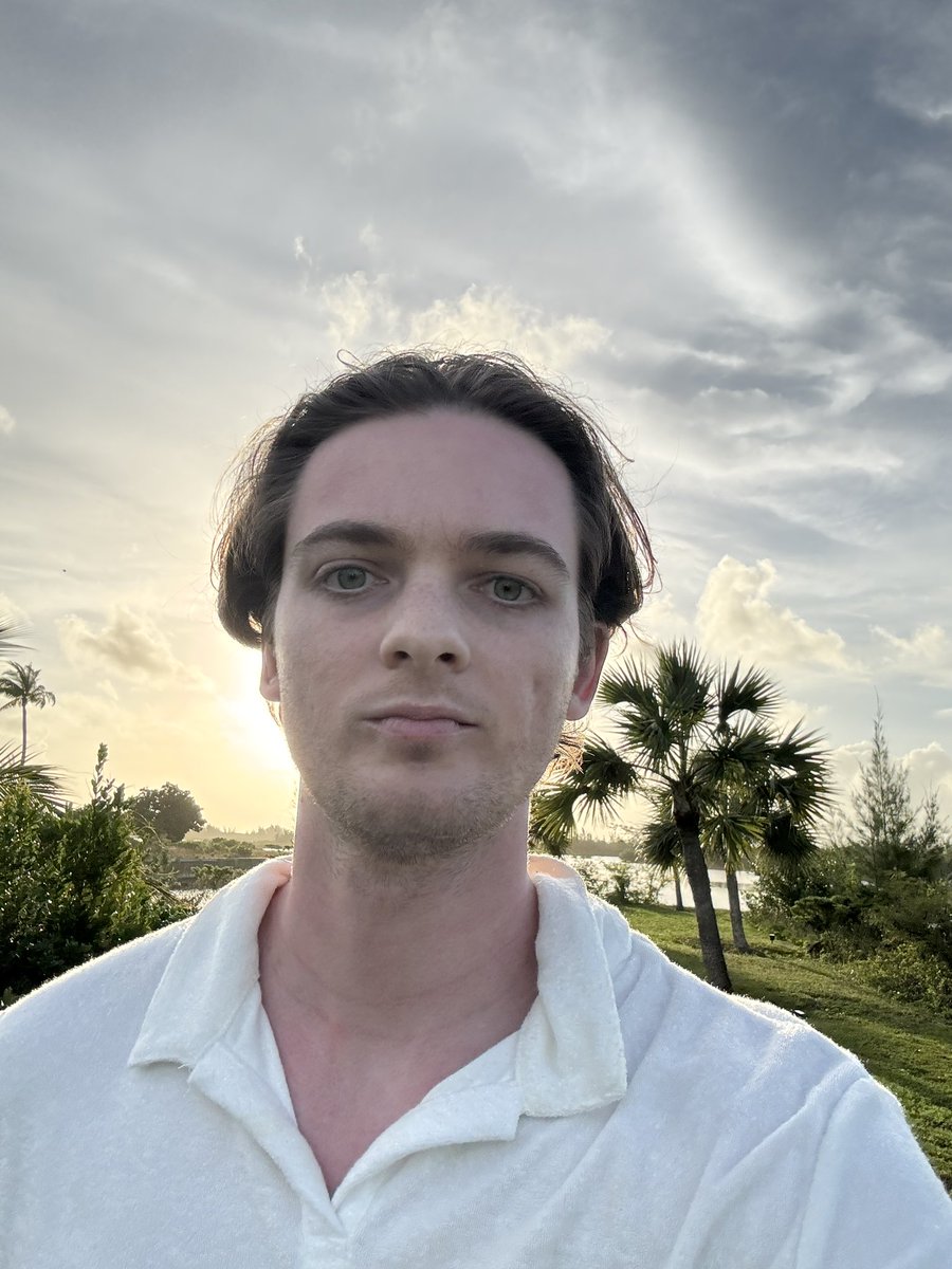 Hayes | Hollistic Health 🇺🇸 🇨🇭 🇮🇪 tweet media