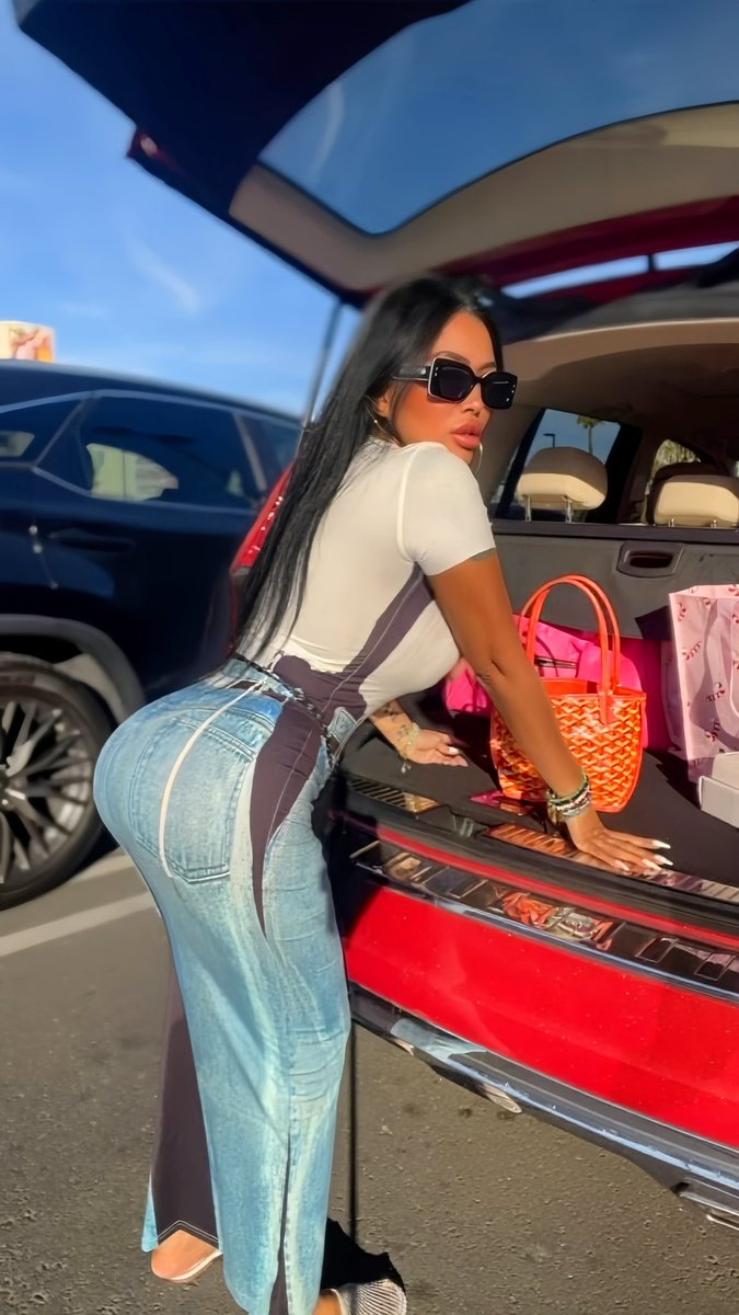 MitsyRamos's tweet photo. Grocery shopping. https://t.co/OPdCUQeT7K