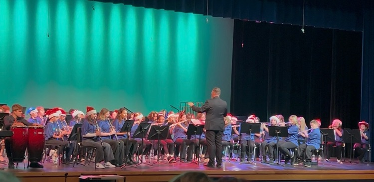 Amy Conway tweet media