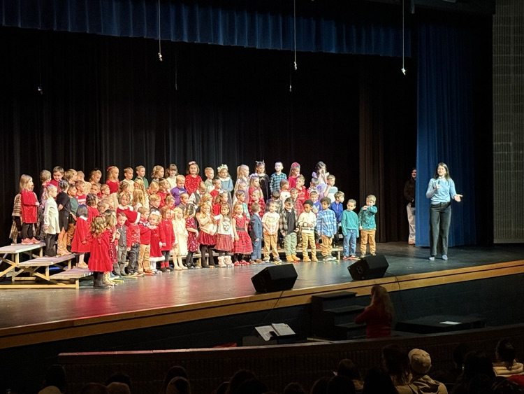 Amy Conway tweet media