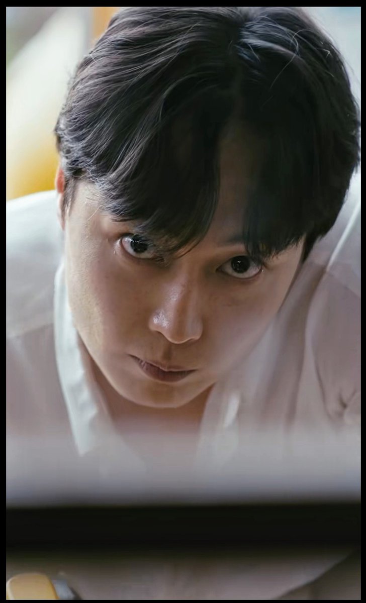 PeachofDebauch's tweet photo. I just want someone to look at me the way Roh Jae-Won looks at the camera here. Is he going to fuck me? Hit me? Yell at me? Devour my mortal soul? Yes please 😍 https://t.co/RFSdYfXU6W
