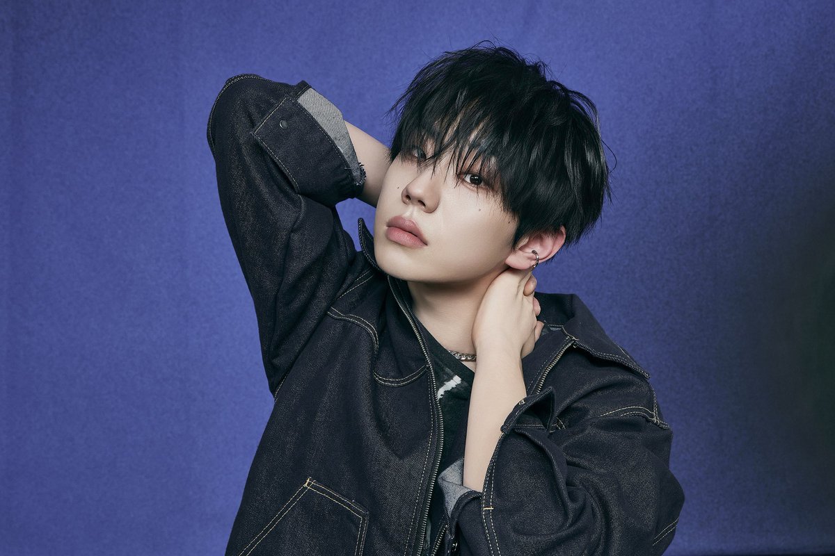 E'LAST ウォンジュン O E'LAST liberou as fotos conceituais para o seu 2026 SEASON'S