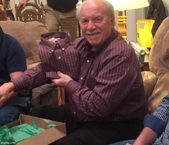 theblockopedia_'s tweet image. When you unwrap a new shirt and realize it's basically the same as the last one. Innovation? More like infuriation!  

#SameOldSameOld #Upgrade? #FashionForward