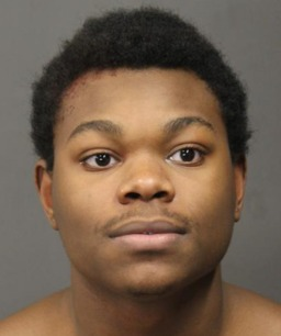 libsoftiktok's tweet image. BREAKING: Aundre Matthews has been charged with M*RDER in Texas after he reportedly STABBED 16-year-old Andrew Meismer to death at school.

Multiple students have reported that Matthews had a long disciplinary history at the school, which included prior violent altercations.

You…