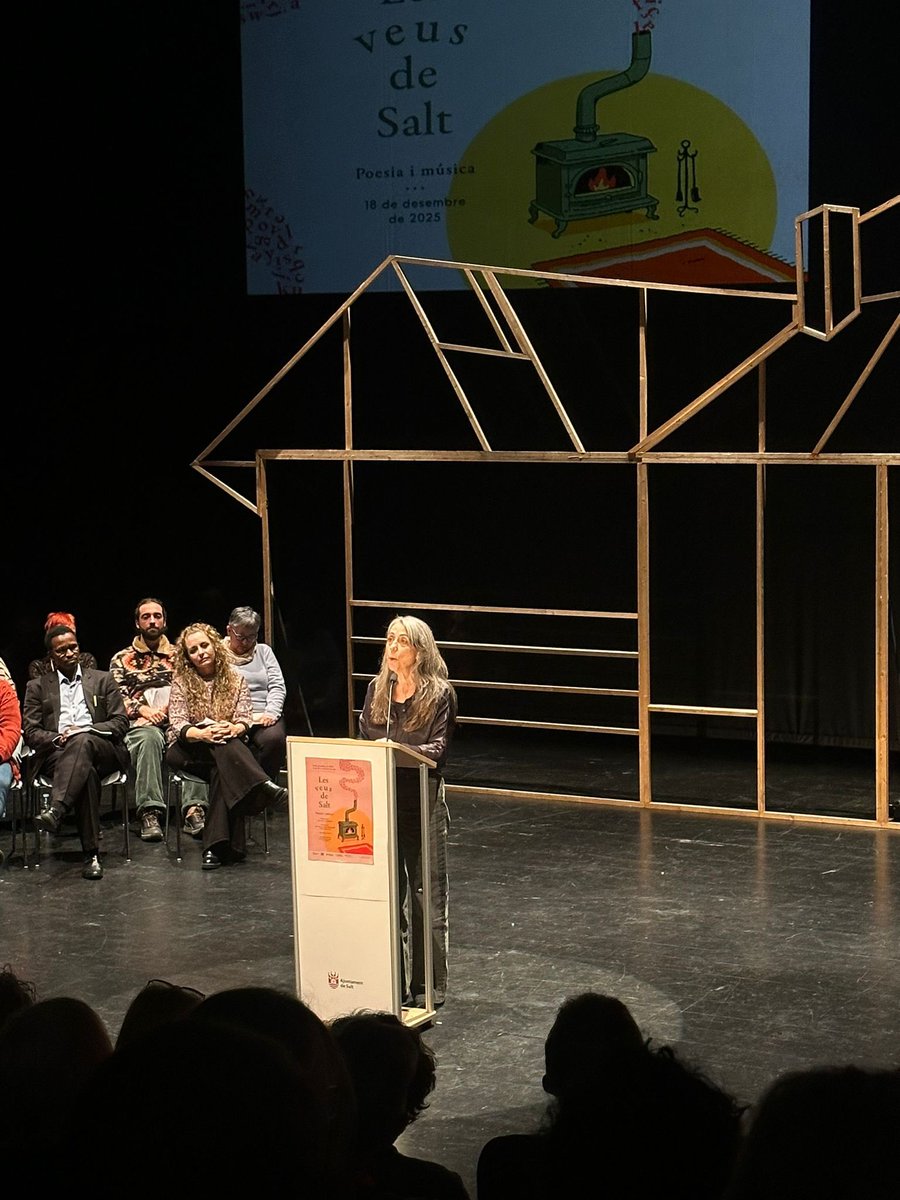 ipssalt's tweet image. 💫 Un fort agraïment a Les Veus de Salt, un any més! 

En un moment on certs sectors ens volen portar a la foscor, l’esperança és igual de necessària que la reivindicació, garantim el dret a l’habitatge d’immediat! 

Amb un ull posat a Badalona, tenim clar contra qui és la lluita