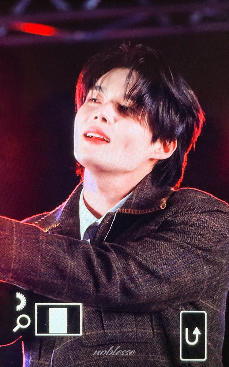 noblesse_9654's tweet photo. 251219 AKTIE FES - BRICK DOCK
XMAS LIVE 2025

#임세준 #세준 #LIMSEJUN #AKTIEFES #アクティフェス #イムセジュン #セジュン https://t.co/DrhmTk2jXI