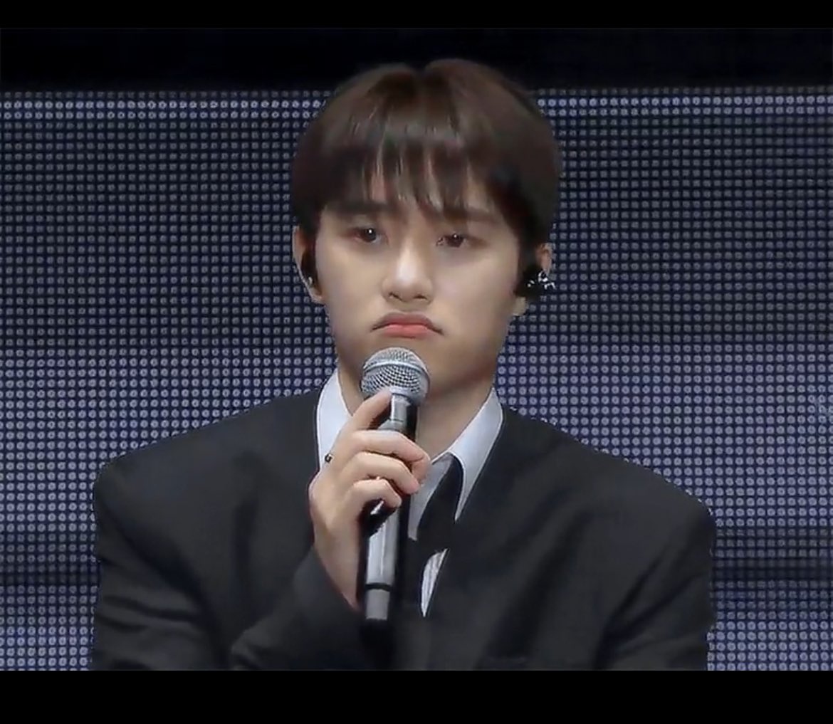 BojaJaju's tweet image. 힝..