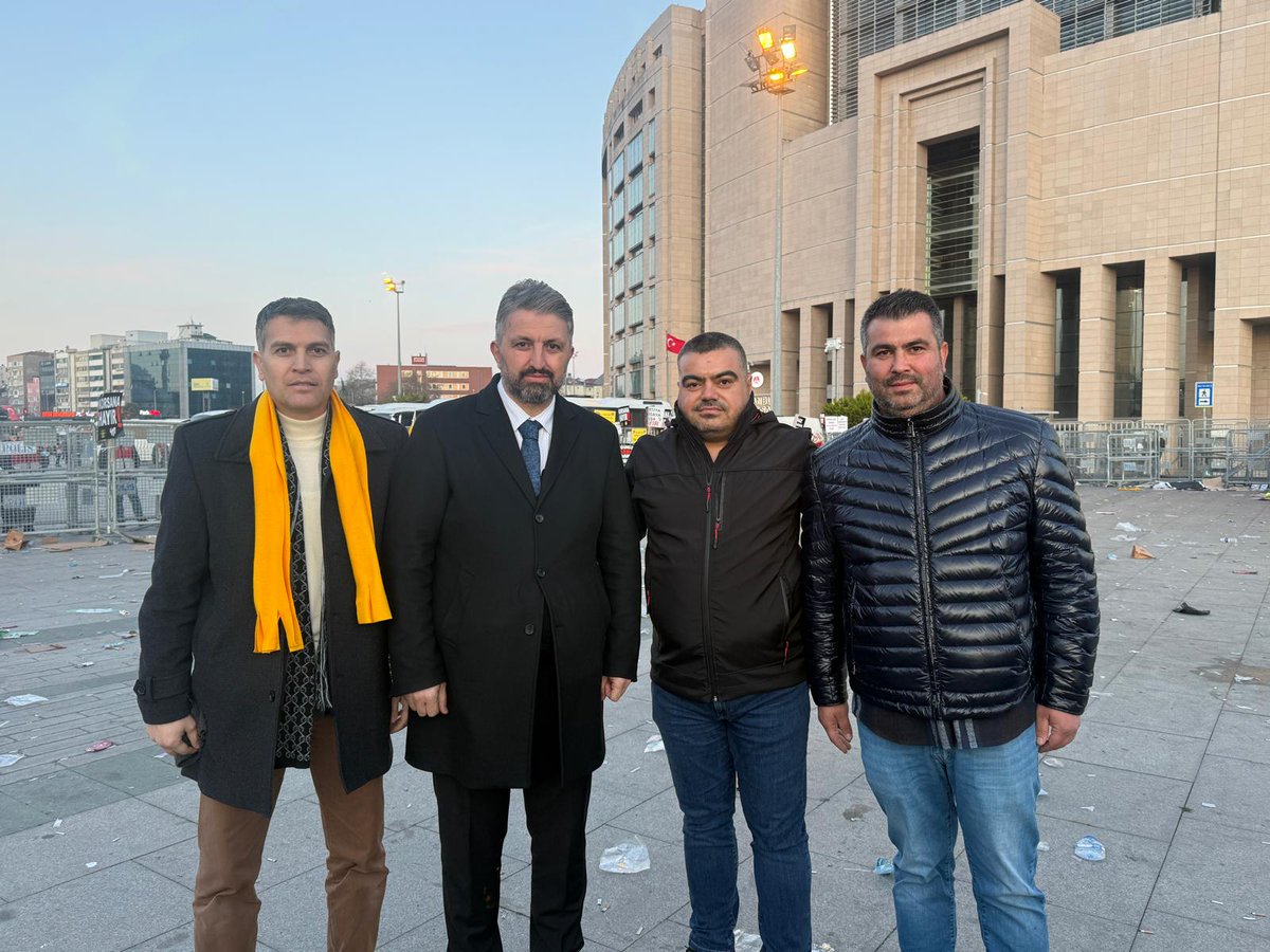 İstanbul şoförler odası seçimlerinde <a href="/ismetDALCI/">İsmet DALCI 🇹🇷</a> Başkanımıza, Bursa taksicileri olarak başarılar dileriz. 
İnşallah zafer sizin ve destekçilerinizin olacak. 🚖🙋‍♂️