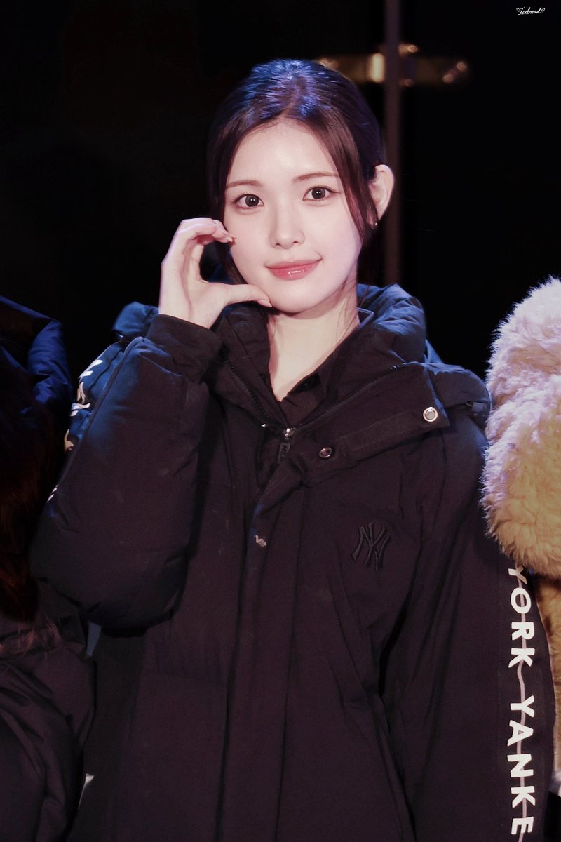 Icebread0412's tweet image. 251219 YUHA

🥰

#Hearts2Hearts #YUHA 
#하츠투하츠 #유하