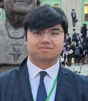 estherzelda0514's tweet image. What a gross memorial for only one of the victims. So I'll tell you about Mukhammad Aziz Umurzokov. His life was cut tragically short at 18. A biochemistry and neuroscience student, he was tutoring a friend during a review session for an economics final when he was murdered.