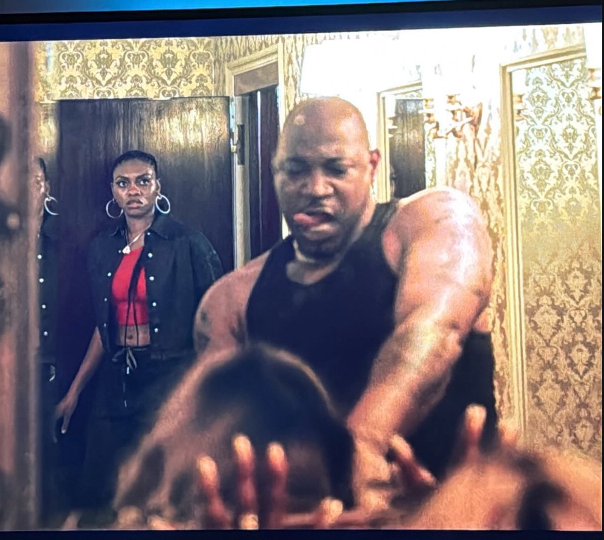 RealKrisDLofton's tweet image. “You ain’t even see when I put my leg up”🦵 - Rico @Mr_Camron