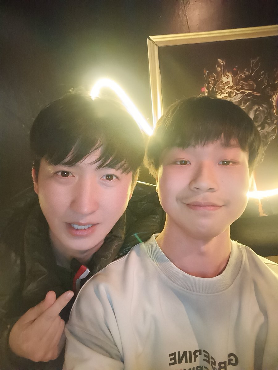 WBG/Essence_x c c tweet media