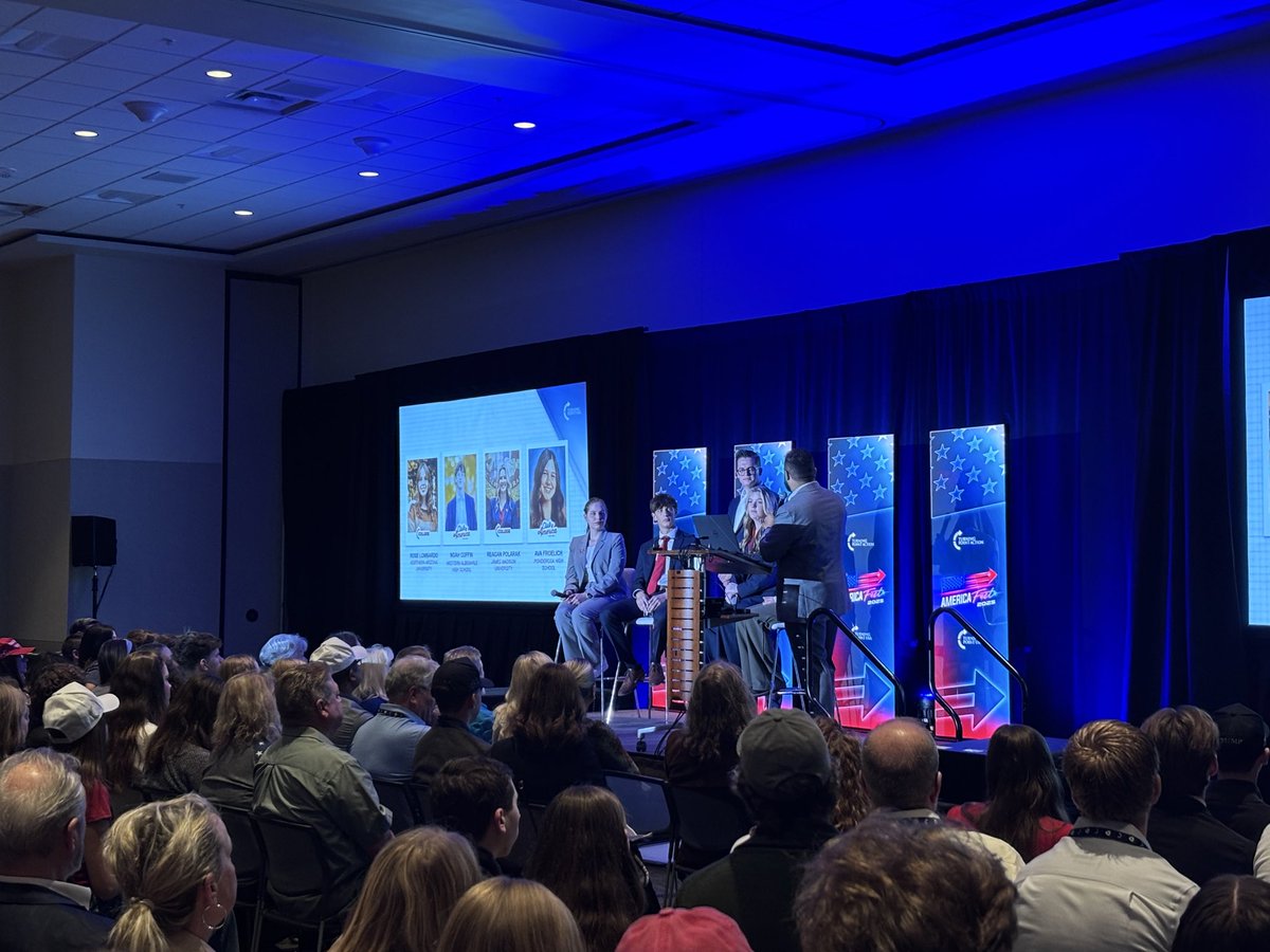 🇺🇸Our TPUSA Students on full display at the largest Amfest breakout ever - carrying the torch for Charlie!