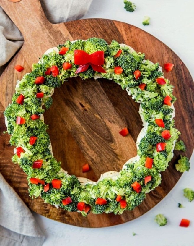 Chebe_Bread's tweet image. Grain-free Pull-Apart Wreath. See the recipe at chebe.com!