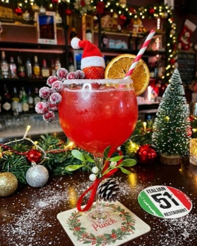 Getting into the spirit at 51 Italian! Who's ready for a festive tipple under the mistletoe? 🎄❄️🍹