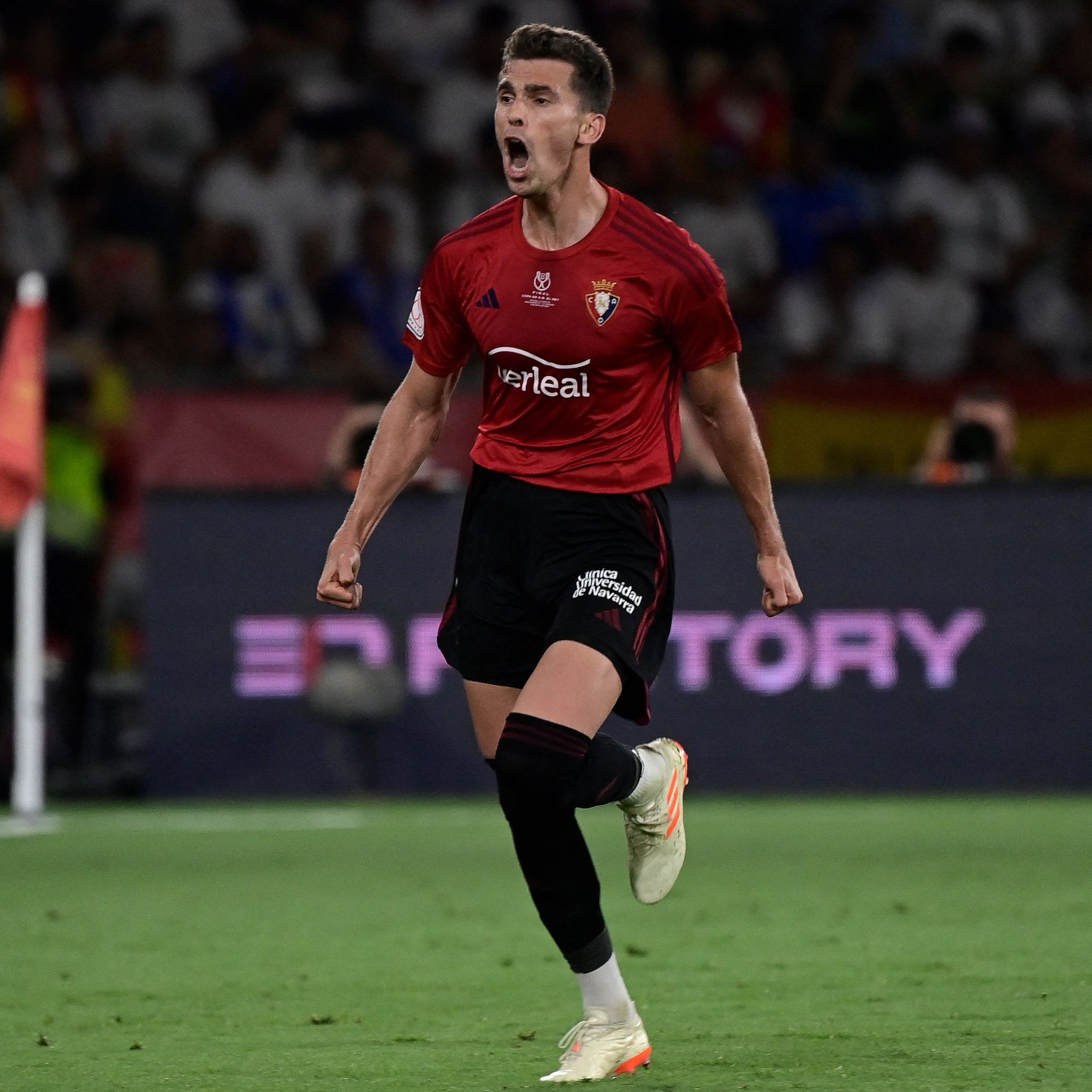 لوكاس هو لاعب خط الوسط الوحيد في الدوريات الأوروبية الخمسة الكبرى الذي خاض أكثر من 100 مواجهة هذا الموسم وفاز بنسبة 70٪ أو أكثر منها. 133 مواجهة. 94 فوز. نسبة نجاح 70.68٪. وفي الموسم الماضي، تصدر تورّو قائمة اللاعبين في الليغا بعدد المواجهات الفائزة (276).. Squawka 