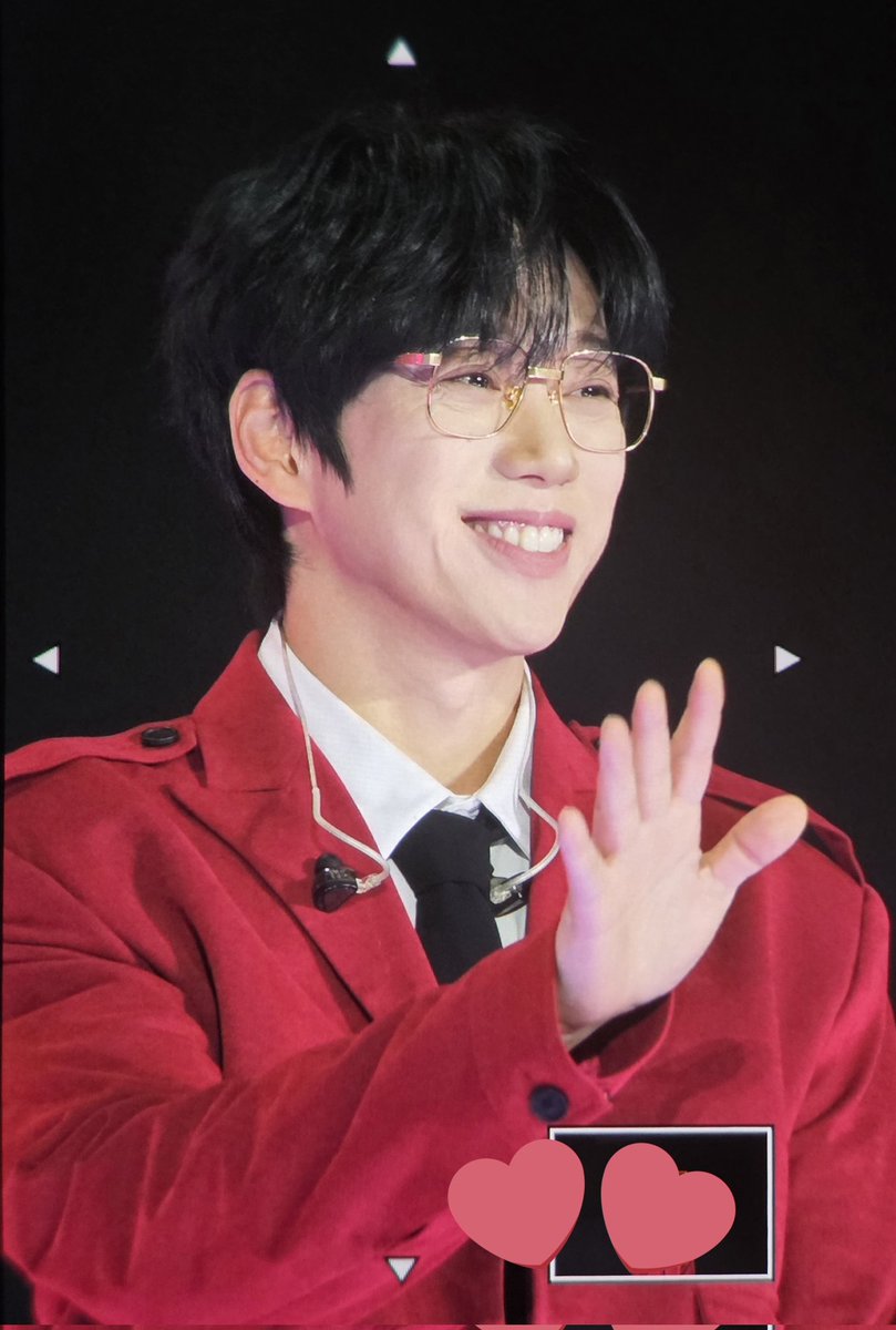 251219 가요대축제 #프리뷰

베시시 강아지 ·· 🐶

#10cm #십센치 #권정열