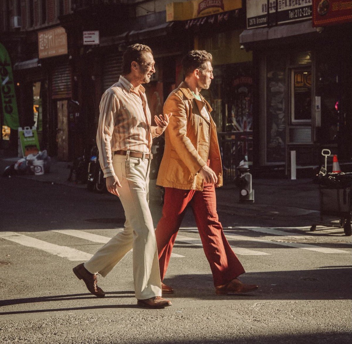 jacknifejeds's tweet image. ebon moss-bachrach and jon bernthal for dog day afternoon!!!!!