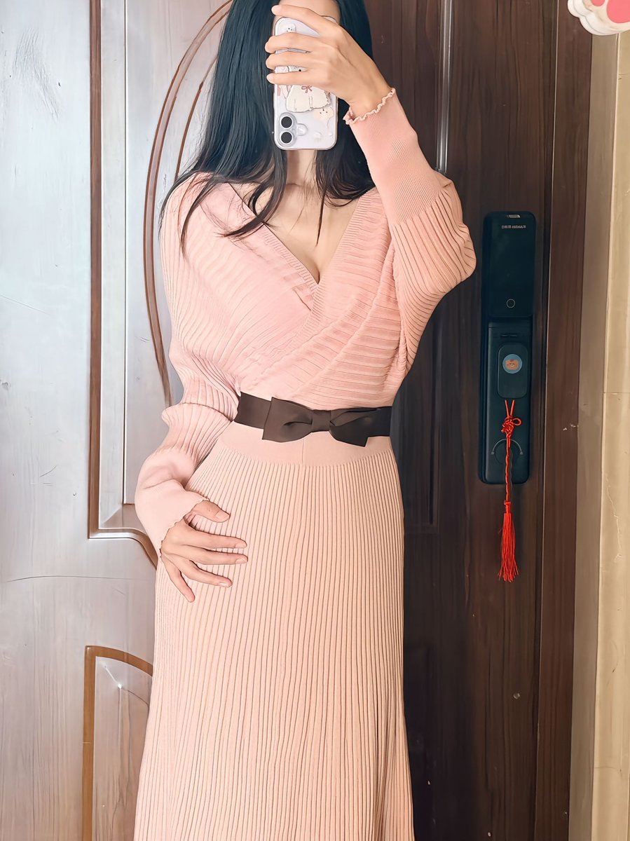 #无锡  33岁，宝妈一枚厌倦平淡日常，渴望城市新鲜感与精神共鸣!只求精神和肉体上双层契合的陪伴。