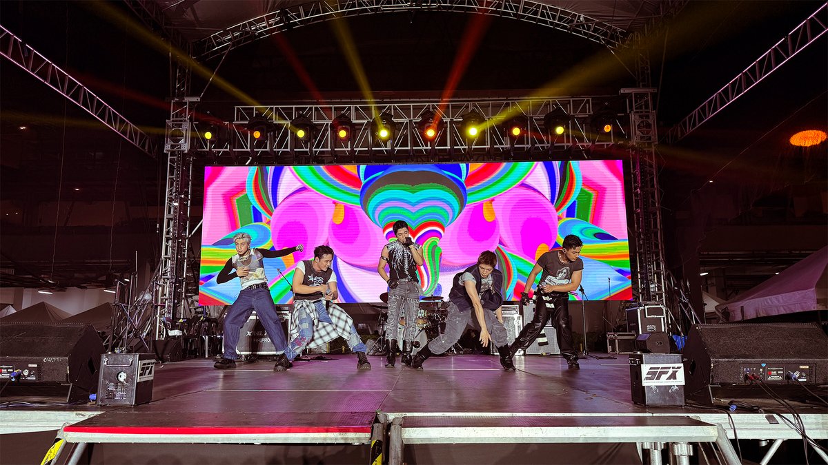 bgyo_ph's tweet image. When music and film come together, they celebrate joy and Filipino pride. More power to all Filipino artists! 🇵🇭✨ Thank you for having us #MMFF51 !

BGYO SLAYS TheMMFF
#BGYO #MMFF2025