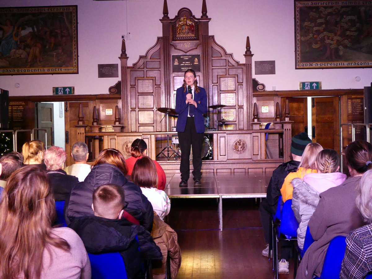 Queen Elizabeth's tweet media