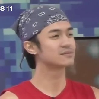 teramisucakexx's tweet photo. just how fast                   the night changes

from being a pbb housemate to his first mmff parade 🥺❤️‍🔥

#DylanYturralde | @dylan_yturralde https://t.co/Z0GgzuimHY