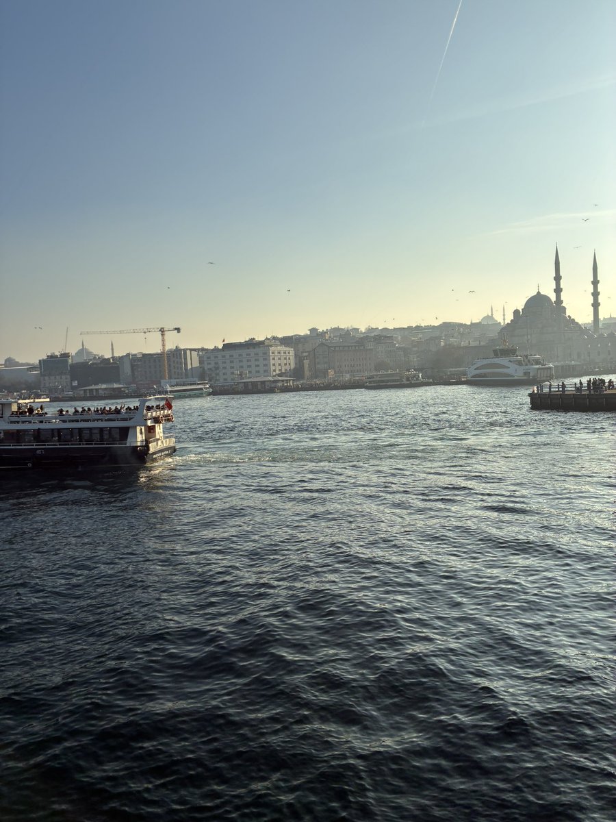 Eminönü 
Her kese keyifli vakitler diliyorum