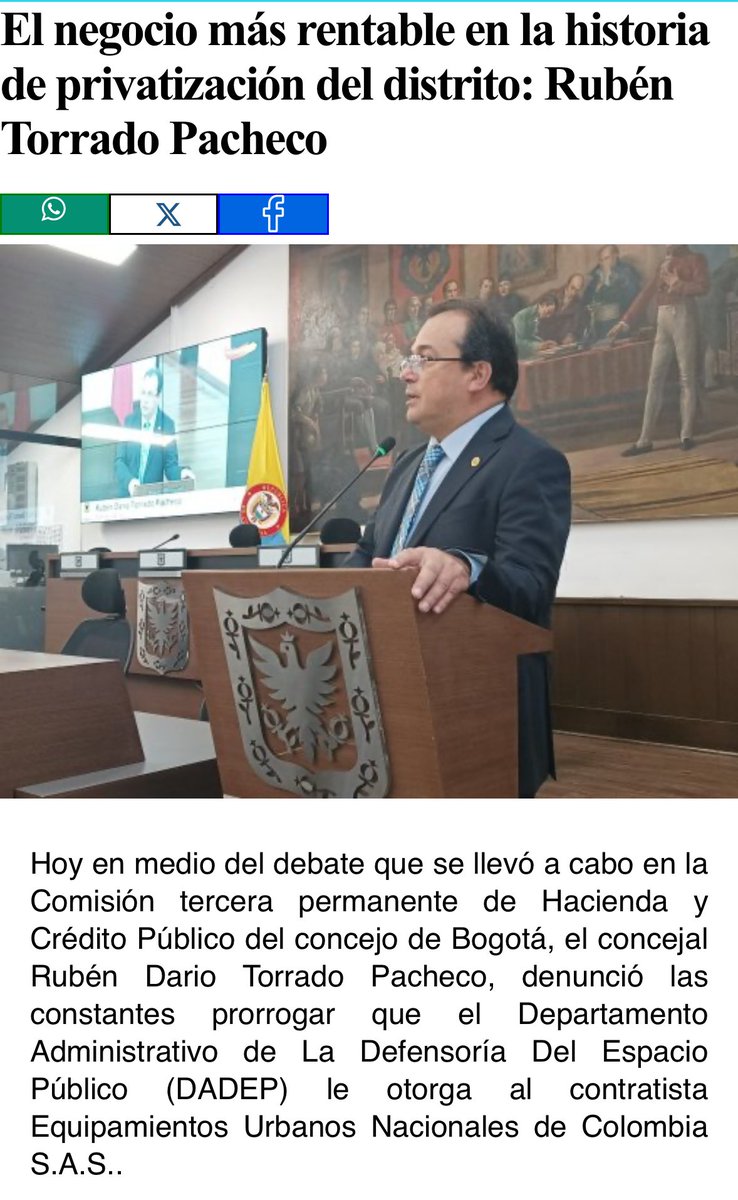 AnaErazoR's tweet photo. Hoy las mayorías del @ConcejoCali_ —el mismo Concejo que se ausentó de manera deliberada para no elegir Contralor y permitir que @alejoeder nombre uno a dedo desde el 1 de enero— le van a entregar al alcalde el regalo de Navidad más grande que ha esperado, y será a costa de la plata de las y los caleños.

Hoy le aprobarán a @alejoeder el proyecto que le permite entregar en concesión por los próximos 15 años el mobiliario urbano y los MUPIS de publicidad. Todo apunta a que el negocio ya estaría listo con la misma empresa cuyo principal accionista es @CaracolTV, la misma a la que esta alcaldía prácticamente le regaló la explotación de 30 MUPIS entre 2024 y 2025 a precios ridículos, mientras el alcalde recibía trato preferencial en @NoticiasCaracol.

El proyecto es tan grave como opaco:
🚩En el articulado no se establece el monto real que recibirá la ciudad.
🚩En la exposición de motivos apenas se menciona una cifra cercana a $20 mil millones a cambio de todo por 15 años.

Para dimensionar el despropósito:
En Bogotá, @ClaudiaLopez entregó este mismo negocio en 2020 a la misma empresa por $112 mil millones, y en 2022 quedó demostrado que la ciudad empezó a perder recursos por regalías, además de que el concesionario incumplió obligaciones de reposición y mantenimiento.

En Cali, el negocio es aún más descarado. Hoy los concejales le entregarán a @alejoeder la facultad de negociar a discreción con la misma empresa que manejó este negocio entre 2001 y 2021, periodo en el que reportó ganancias por $98.598 MILLONES explotando el espacio público de la ciudad.

Todo indica que Eder repetirá el libreto:
✔️ Entregar lo público
✔️ Concesionar por décadas
✔️ A cambio de quién sabe qué

Hoy @alejoeder recibe su regalo de Navidad y Cali pierde, una vez más, en silencio.

Prepárense para ver a @alejoeder a partir del 2026 en @NoticiasCaracol una vez por semana.