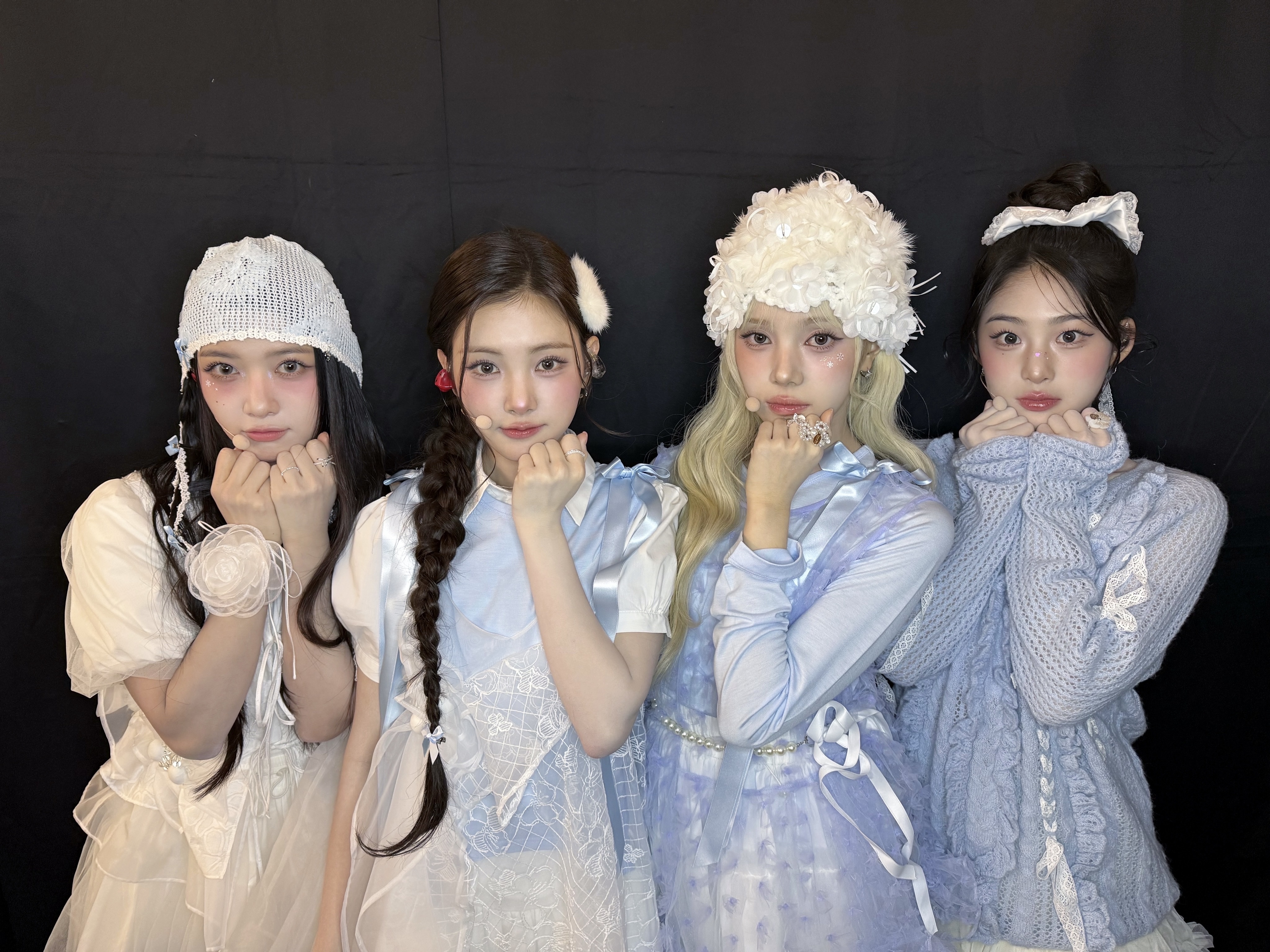 G8iFRHkbEAAywE7?format=jpg&name=4096x4096