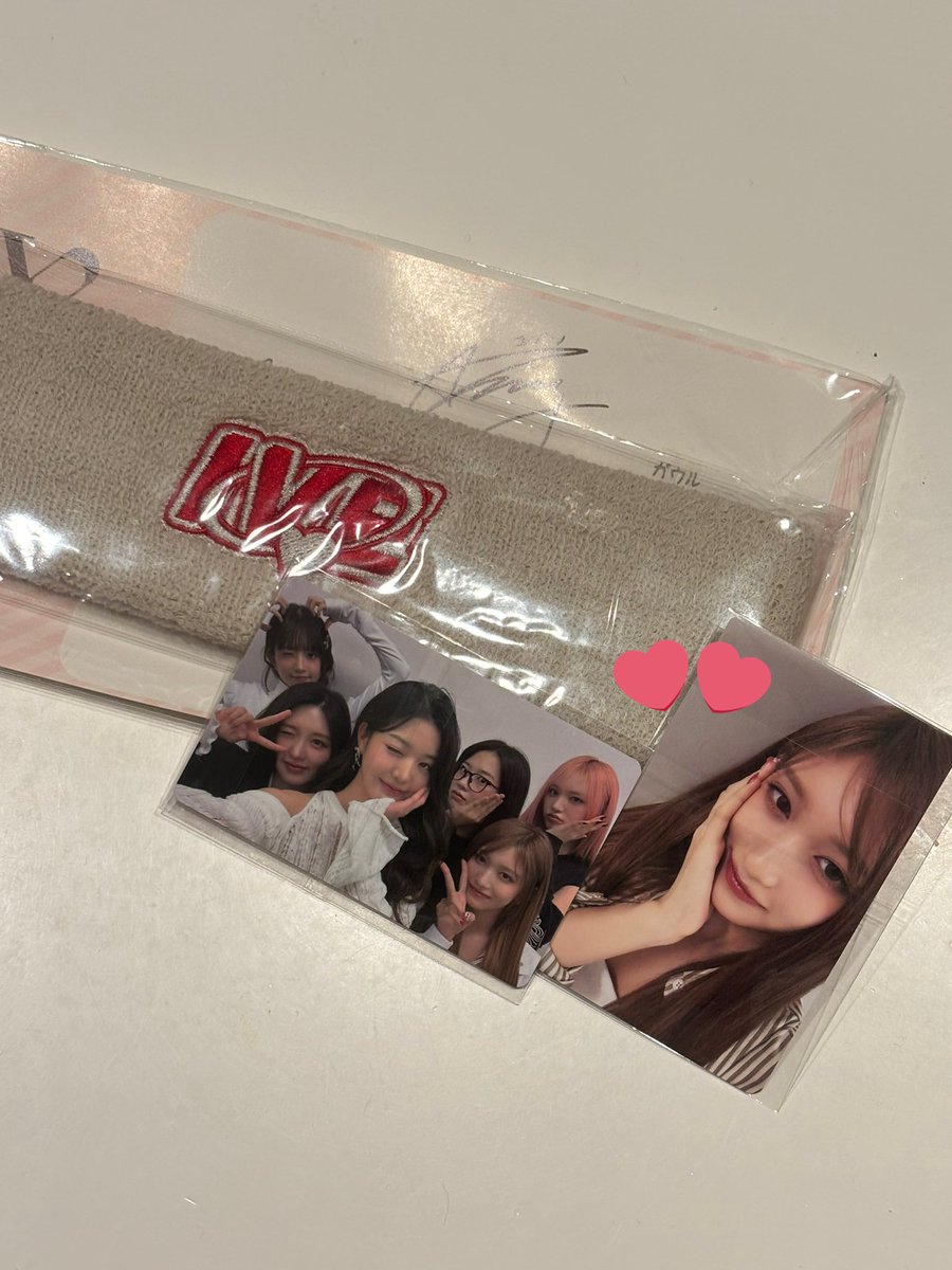 IVEちゃんのFC継続特典届いた〜🚚✨ ランダムイソまるだった、 嬉し