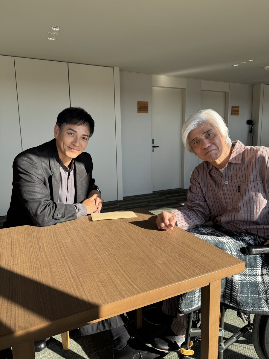 royalfamily_tbs's tweet image. 若い力の壁に…！！
日高も北陵も関係ない...！！🐴

#ロイヤルファミリー 
#佐藤浩市
#沢村一樹

🔗𝐓𝐯𝐞𝐫
tver.jp/episodes/epgoy…

🔗𝐔-𝐍𝐄𝐗𝐓
video-share.unext.jp/video/title/SI…

🐎ご視聴ありがとうございました 🌿
日曜劇場『ザ・ロイヤルファミリー』