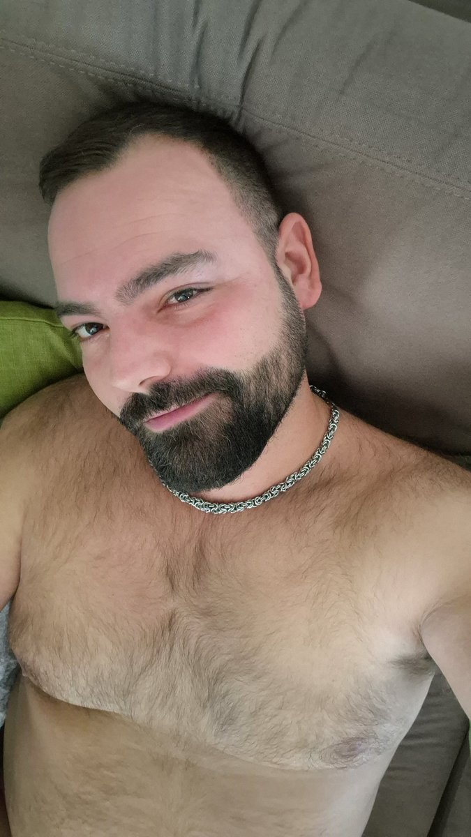 GAY_CHUB94 tweet media