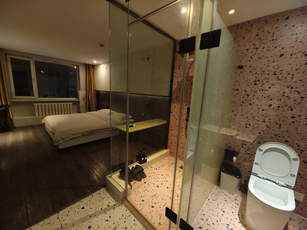 折光邮差 tweet media