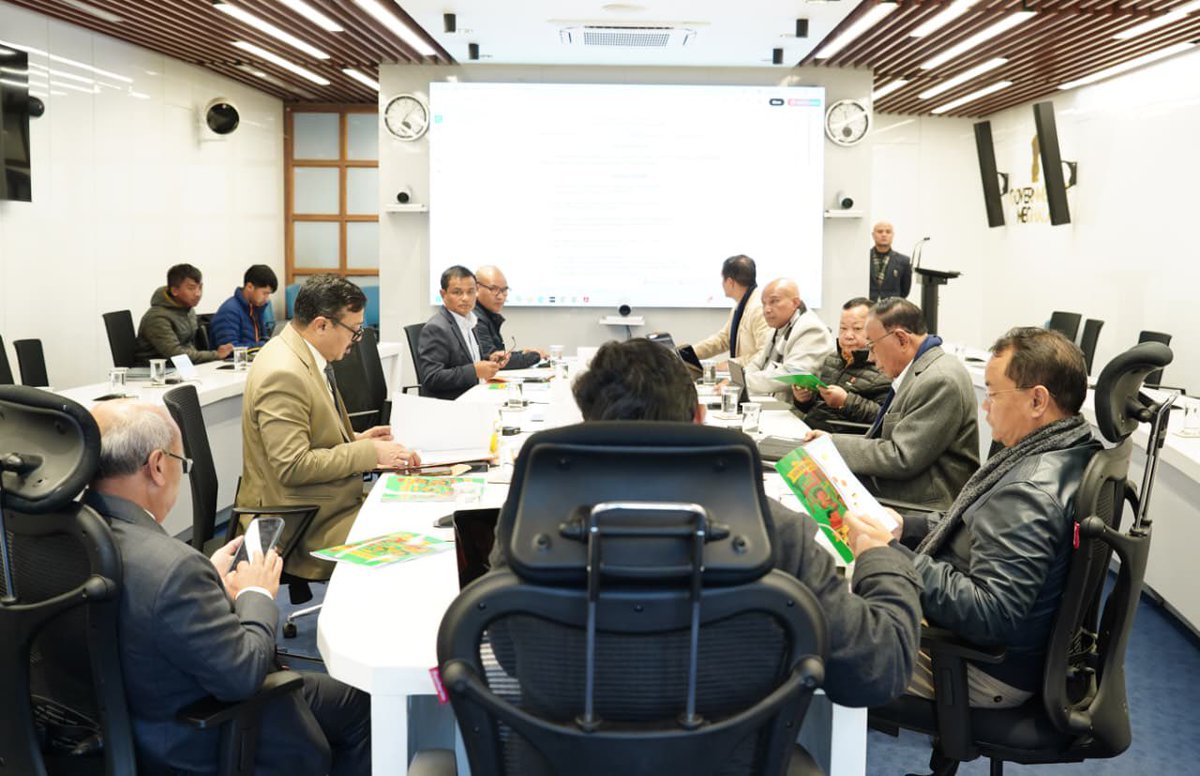 The Cabinet today took a significant decision to approve the revised pay structure for SSA and Ad hoc teachers, as proposed by the Education Department. The decision is aimed at addressing long-standing concerns of these teachers and includes the following key features: