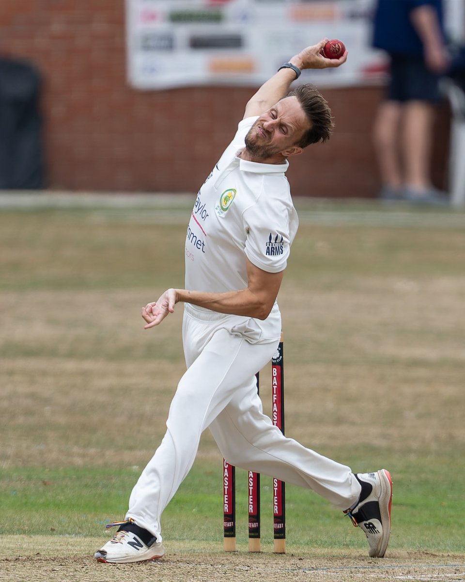 KitlockerCrick's tweet image. Playing whites, perfected. 👌

Coal Aston CC x Nike Cricket

Supplied by Kitlocker. 🏏

Wear your club badge with pride!

#Cricket #Nike #Kitlocker