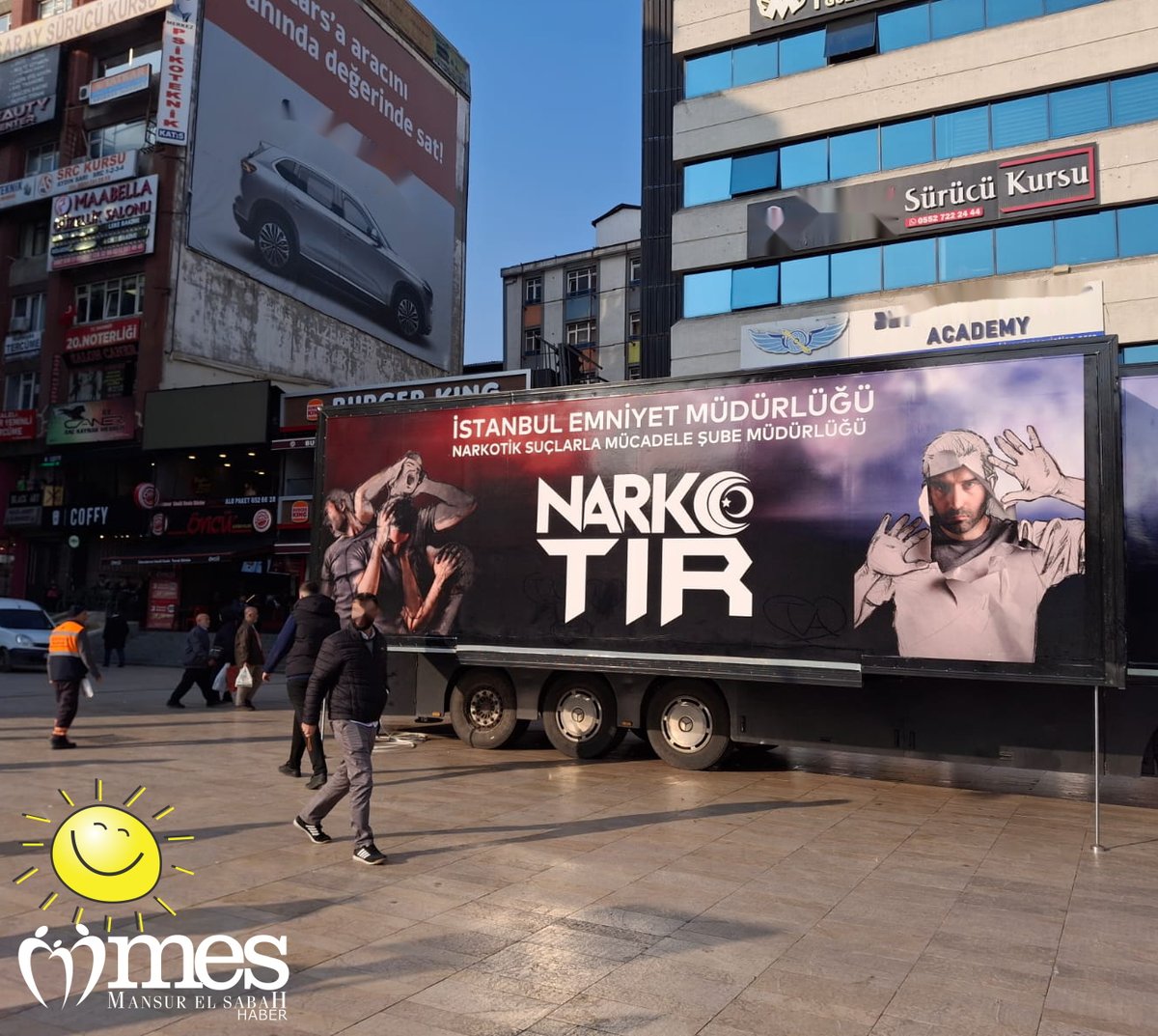 #NarkoTIR 🇹🇷
Bu gün Meydanda gördüğüm ,Narko Tır Polis memurlarıyla görüştüm ,Bilgi aldım.
Her şey Bir Hevesle Başlar...! Bir Nefesle Biter...! 
Anne ,Babalar Çocuklarımızı Bilinçle ,Sevgiyle büyütelim... 💕
#gündem #AybükePusat Ezgi Eyüboğlu Ali Koç Mübarek Cuma