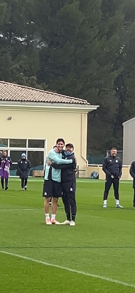 karimattab1's tweet image. Roberto de Zerbi x Léo Balerdi 🤝

@OM_Officiel #TeamOM @maritimamedias @leoobalerdi5