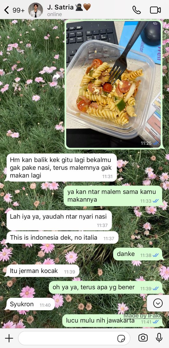 sourspicey's tweet image. daily chat isinya jadi laporan makan iyh siap