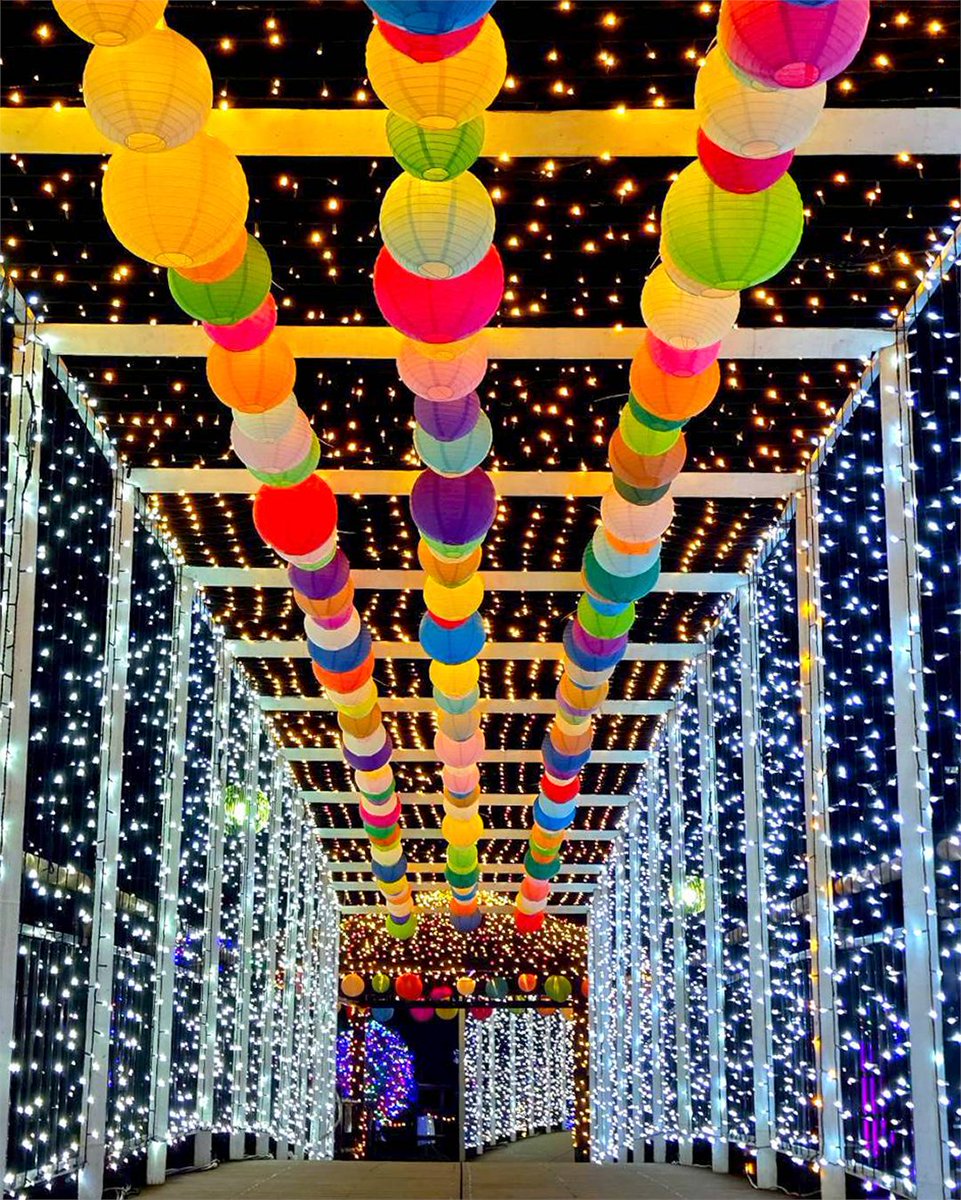 Cygames_DE's tweet image. Wir sponsern erneut die wunderschönen Lichtinstallationen beim Let it Shine! Imari Festival und Heart Light Festa in Saga, Japan! Hier ist ein Blick auf einige der Ausstellungen! ✨

#CygamesDE