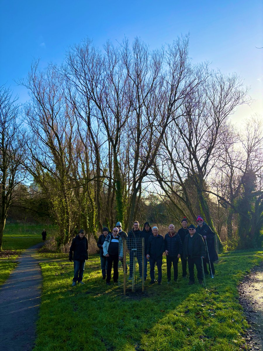 WalkFlorrie's tweet image. Boss walk this morning with @WalkFlorrie 

We visited what has been christened The Florrie Triangle by Friends of Princes Park to spend some quiet time at the three cherry blossom trees planted in loving memory of Badger, Ian &amp;amp; Paul.

A peaceful spot, full of meaning

A reminder…