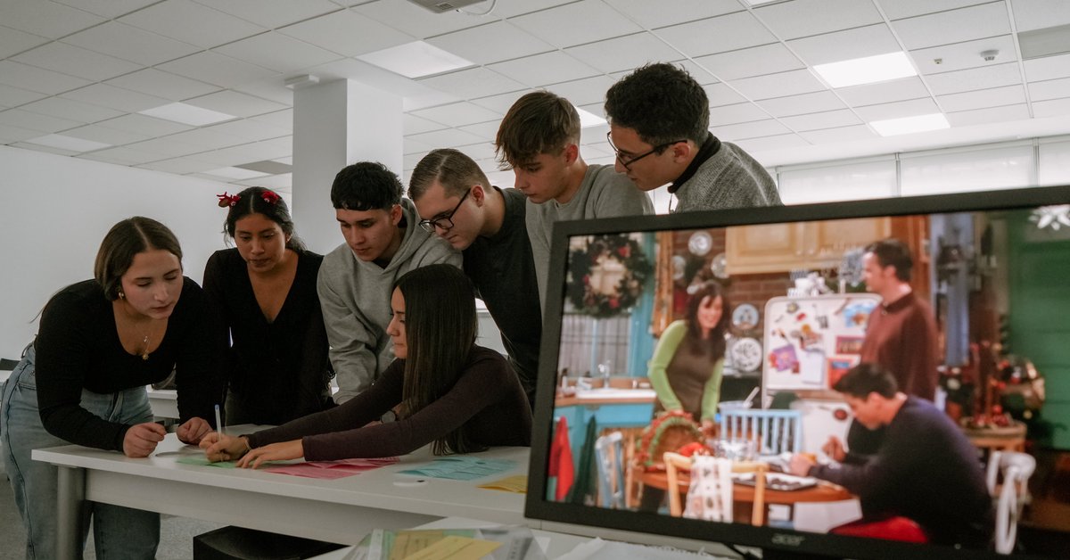 _Universae's tweet image. 🎯 Así cerraron el trimestre nuestros alumnos presenciales en UNIVERSAE.

Gincana por equipos para poner a prueba lo aprendido… y disfrutar aprendiendo. ✅

#UNIVERSAE #Educación #FPOficial